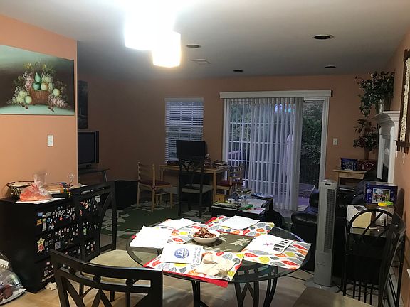 5th image of 53 Santa Monica Ln