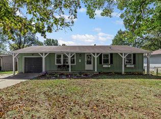 303 W Sunrise Dr, Belton, MO 64012