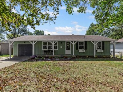303 W Sunrise Dr, Belton, MO, 64012