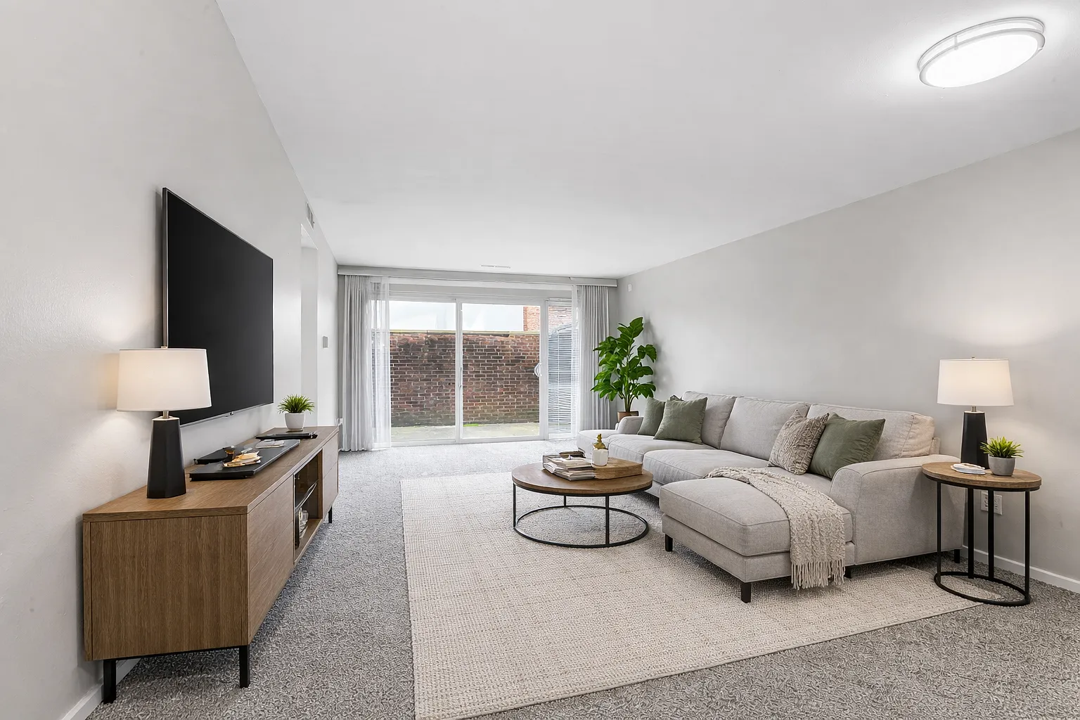 Thurber Square Apartments — Photo 1