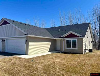 1105 Sakatah Ct, Madison Lake, MN, 56063