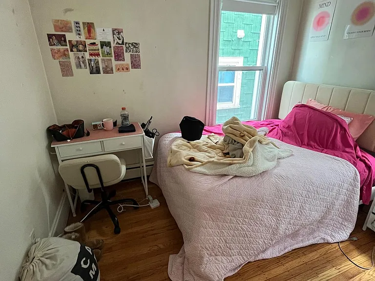 80 Hillside St #2U — Photo 4