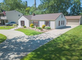 79 Keewaydin Dr, Timberlake, OH 44095
