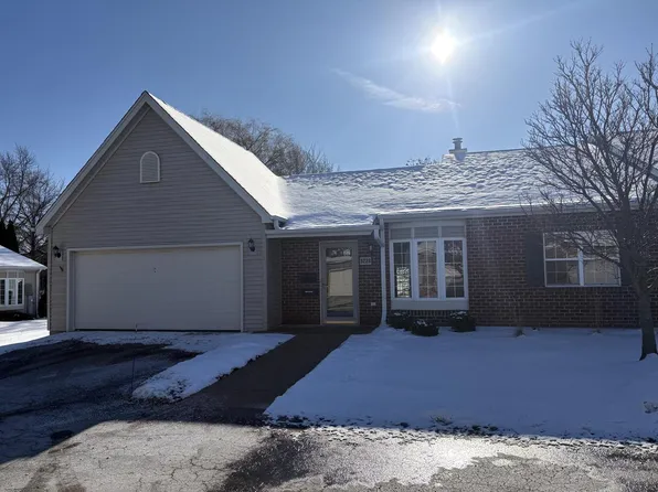 5228 South Hidden DRIVE, Greenfield, WI 53221