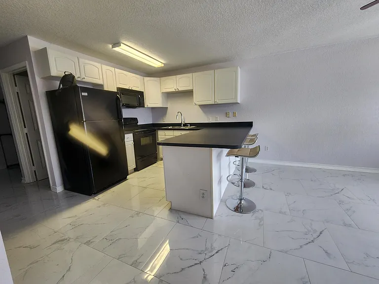 251 Circle Dr #A — Photo 5