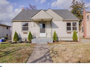 129 E Adams Ave, Magnolia, NJ 08049