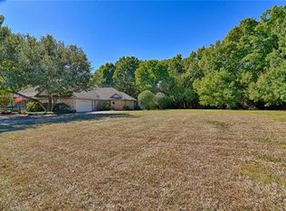 814 Mill Creek Rd, Lancaster, TX 75146