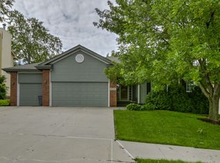 16121 Z St, Omaha, NE 68135