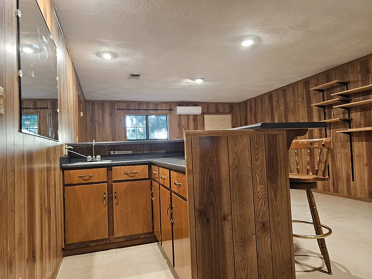 237 N Murphy Rd — Photo 8