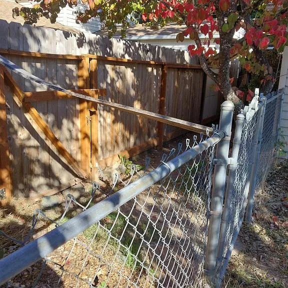711 SW I St #B — Photo 7
