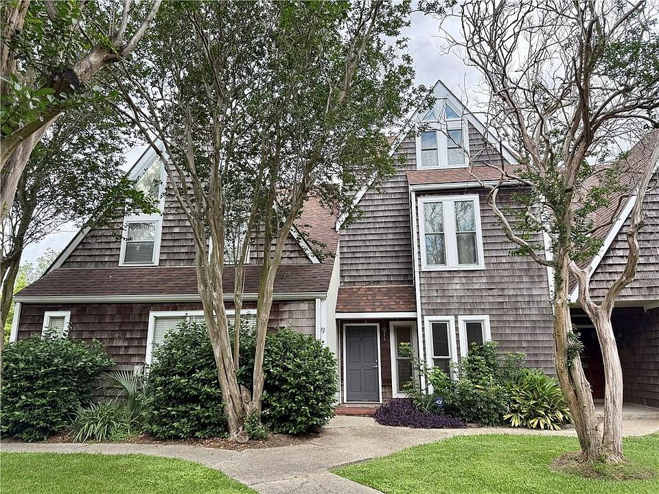 1st image of 9 Spinnaker Ln