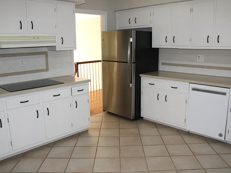 3606 Barkley Dr — Photo 6