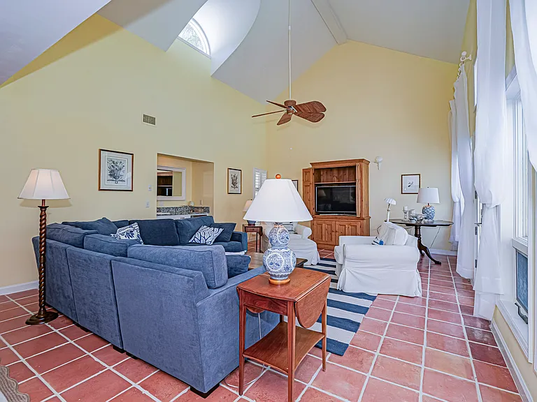 8367 Baytree Dr #8367 — Photo 6