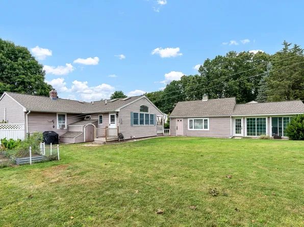 101 Johanna Circle, Southington, CT 06489