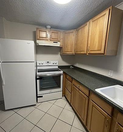 2nd image of 1017 Michigan Dr W #3