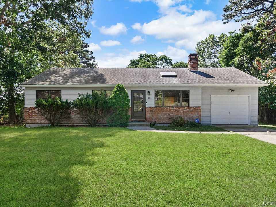 1st image of 82 Argonne Road E