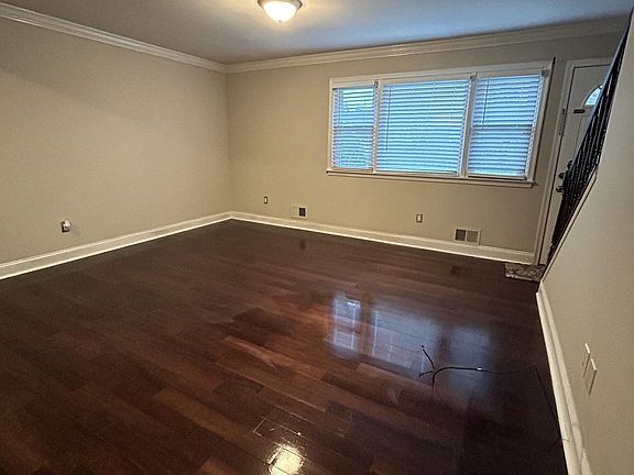 5th image of 2388 Yardville Hamilton Sq