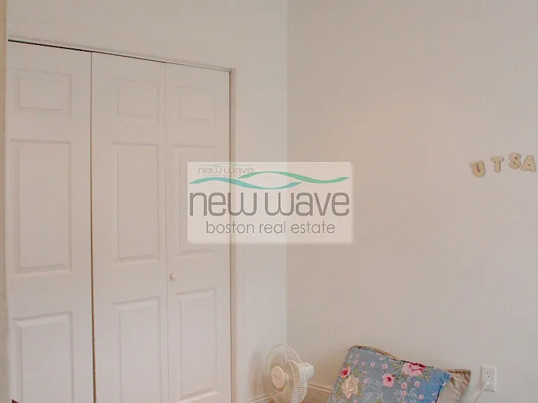51 Queensberry St #21 — Photo 20