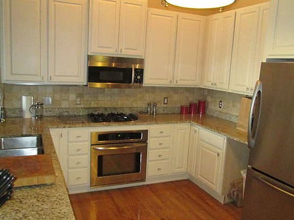 5th image of 607 Washington Ave S APT 405