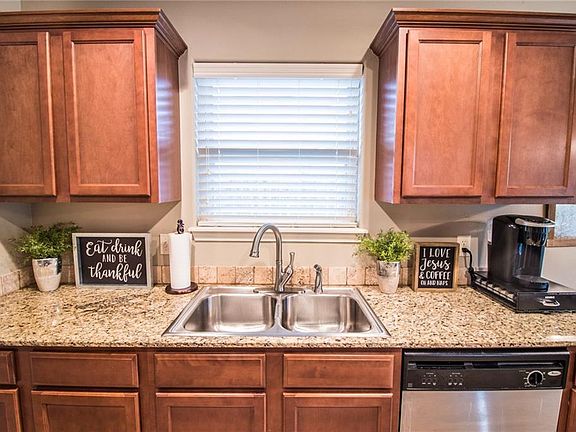 4th image of 4312 W Langmead Dr