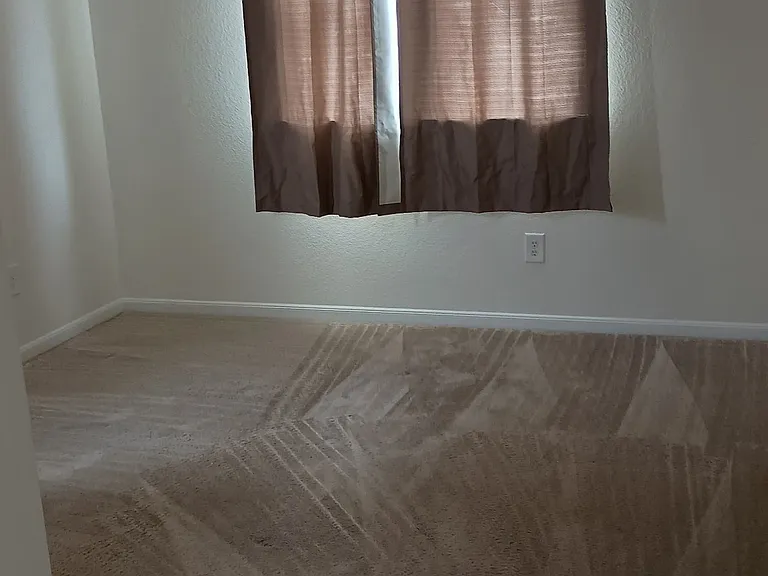 4018 Fernglade Dr — Photo 16