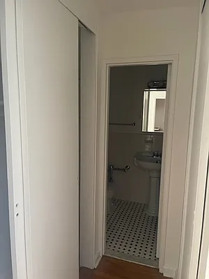 Rented by K & O Realty Associates Inc. | media 19