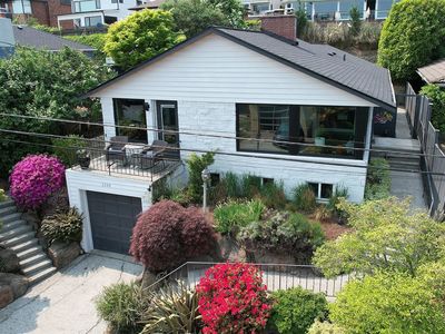 3249 35th Avenue SW, Seattle, WA, 98126