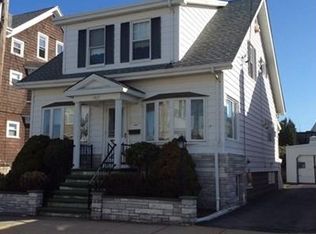 1407 Globe St, Fall River, MA 02721