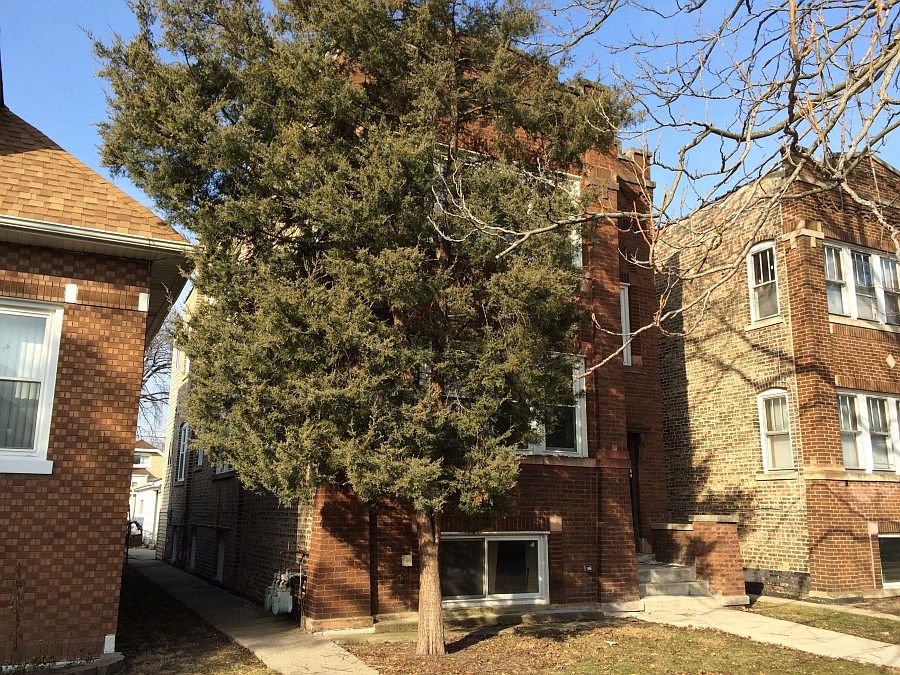 2nd image of 2326 Cuyler Ave