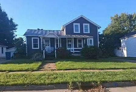 1st image of 138 Dewolf St