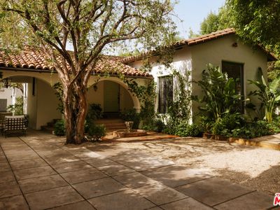 743 N Orlando Ave, Los Angeles, CA, 90069