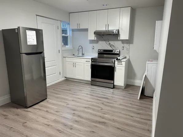 2000 W 48th Ave, Vancouver, BC V6M 2P4