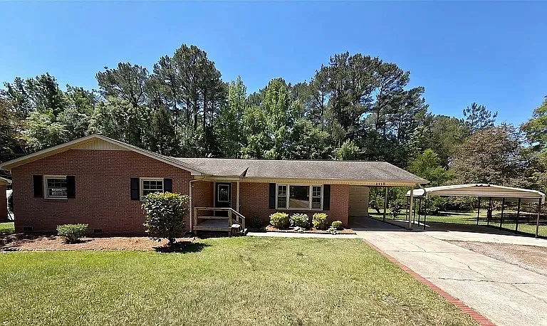 1413 Crestfield Dr — Photo 8