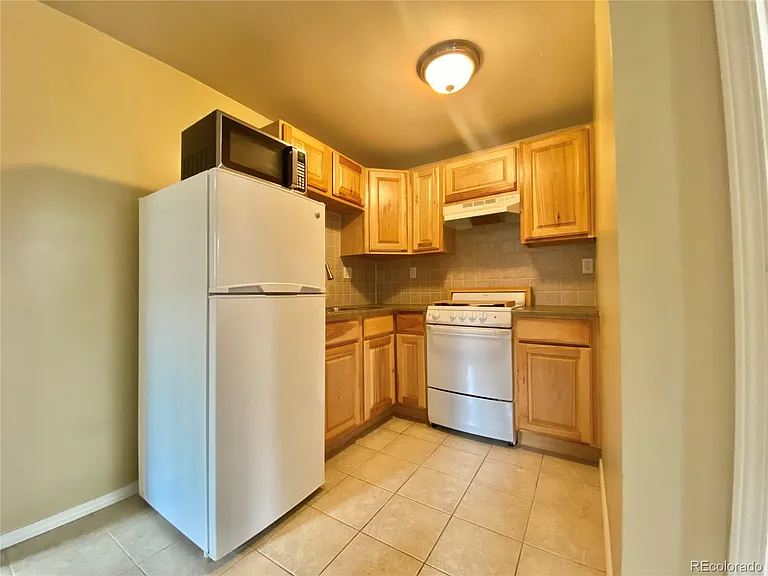 101 Terrace Dr #1/2 — Photo 4
