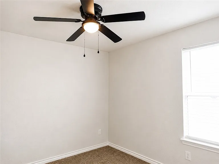 2301 Sky Crest Dr — Photo 11