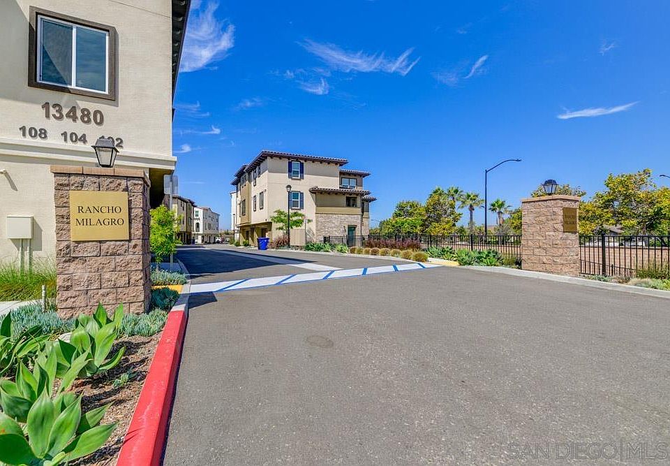 13480 Lopelia Meadows Pl 111, San Diego, CA 92130 Zillow