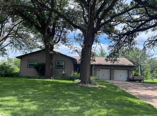 1014 Oak Park Blvd, Denison, IA 51442