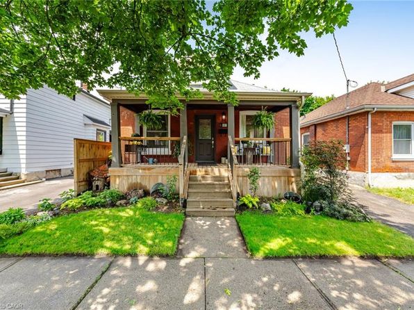 166 East Ave, Brantford, ON N3S 3M6
