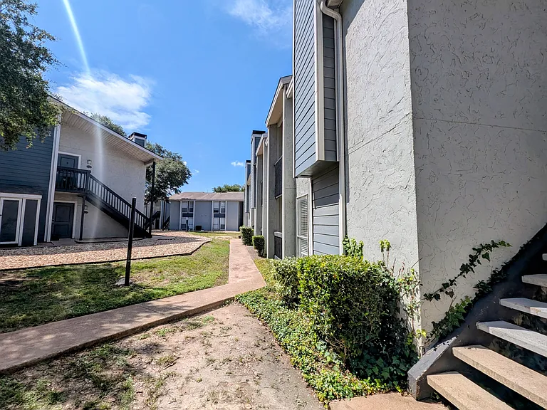 Grove at Northwest Hills — Photo 76