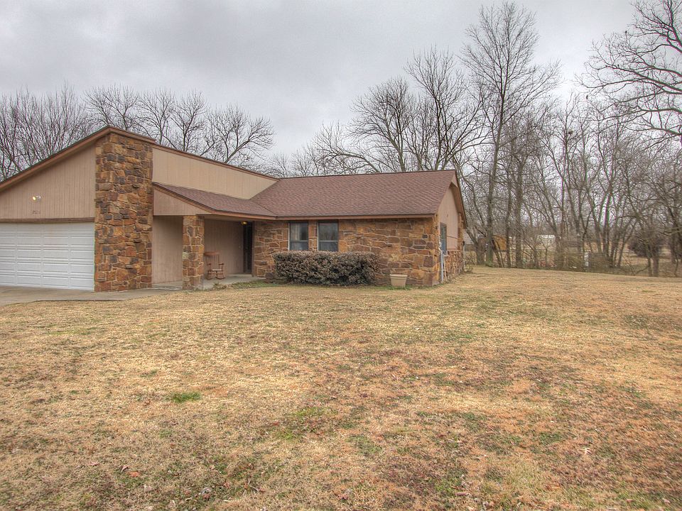 1st image of 25216 Hickory Cir