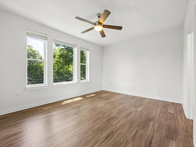 1900 Barton Springs Rd #4041 — Photo 20