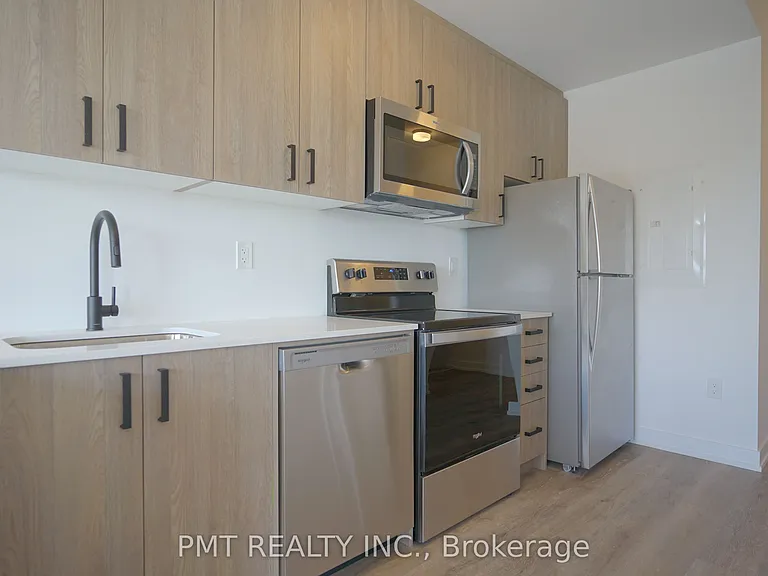 25 Palace St #R27 — Photo 3