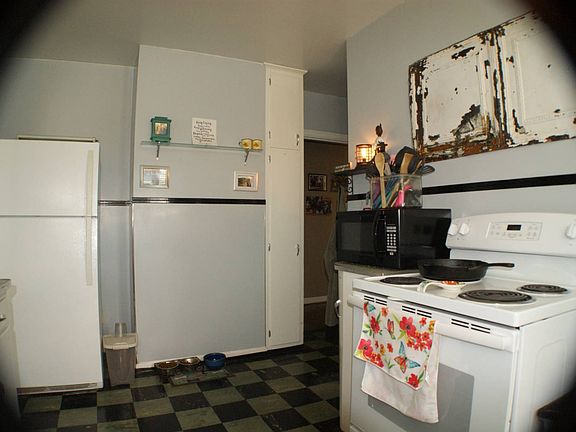 5th image of 1924 Custer St