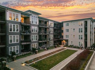 1775 Chapman Pl #Penthouse 12, Kelowna, BC V1Y 0G3