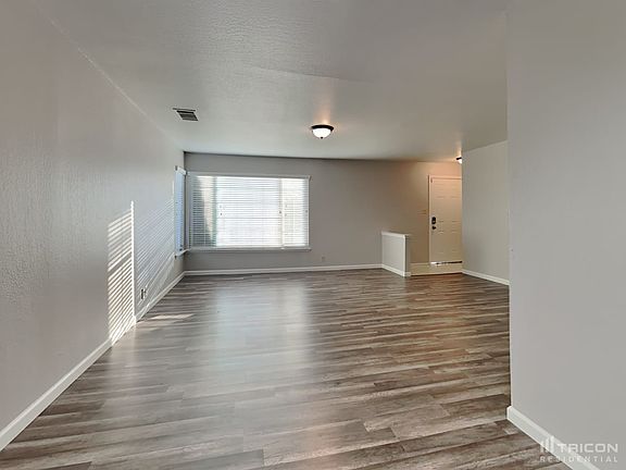 4th image of 331 San Marino Ave #1