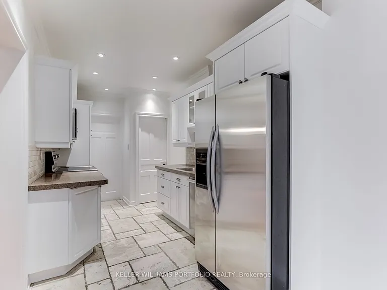 213 Erskine Ave — Photo 7