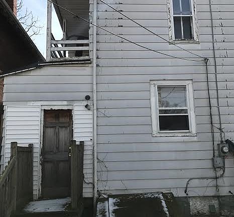 4th image of 1934 Briggs St
