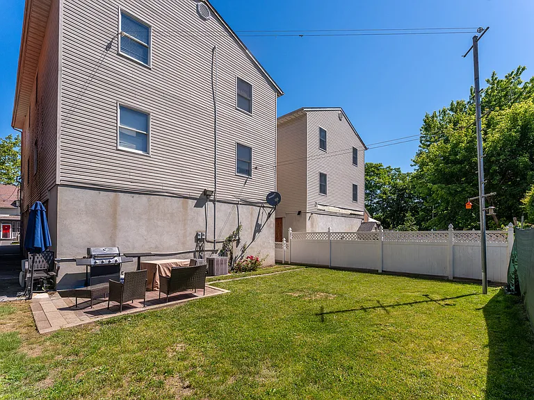 43 Passaic St #2 — Photo 19