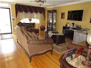 2nd image of 163 Sommer Ave