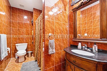 Rented by Avi Nash Associates